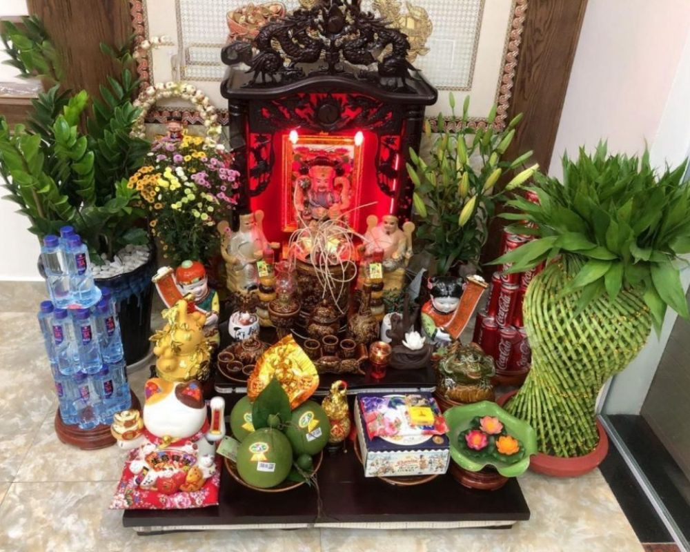 Những Sai Lầm Cần Tránh Khi Lau Dọn Bàn Thờ Thần Tài