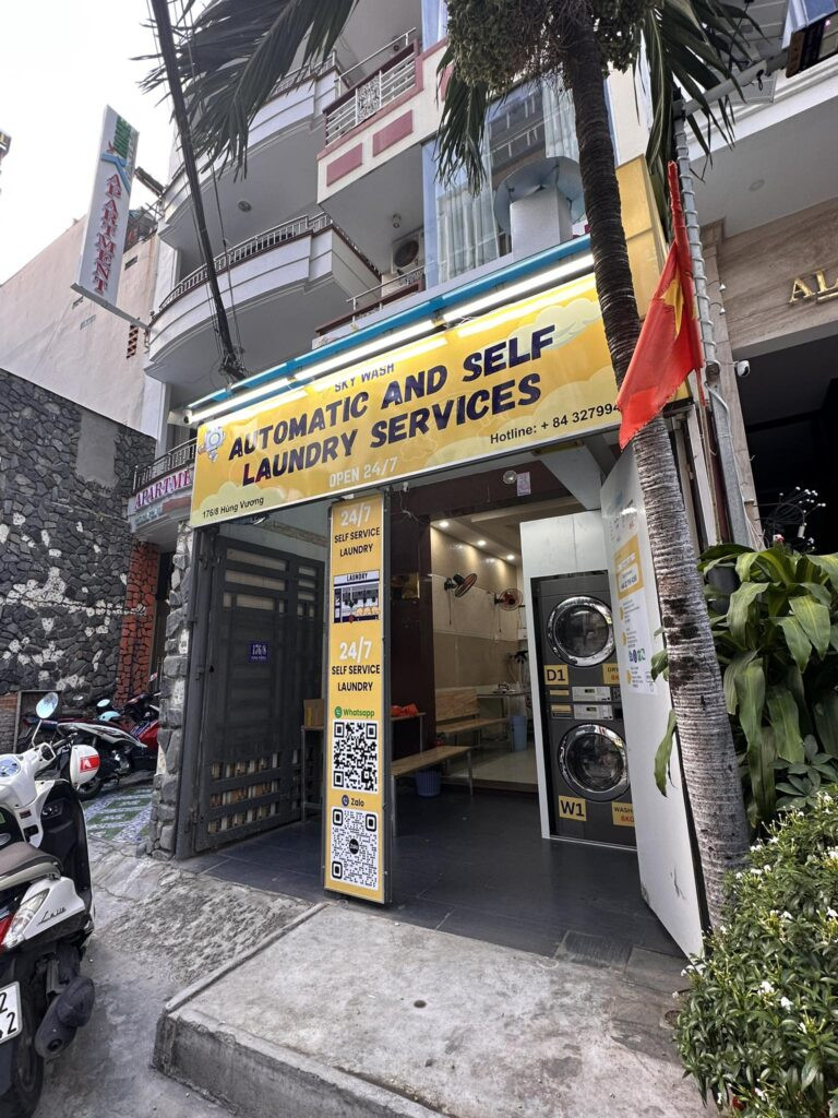 Máy giặt công suất lớn tại Sky Wash Laundry - Giặt sấy tự động Nha Trang