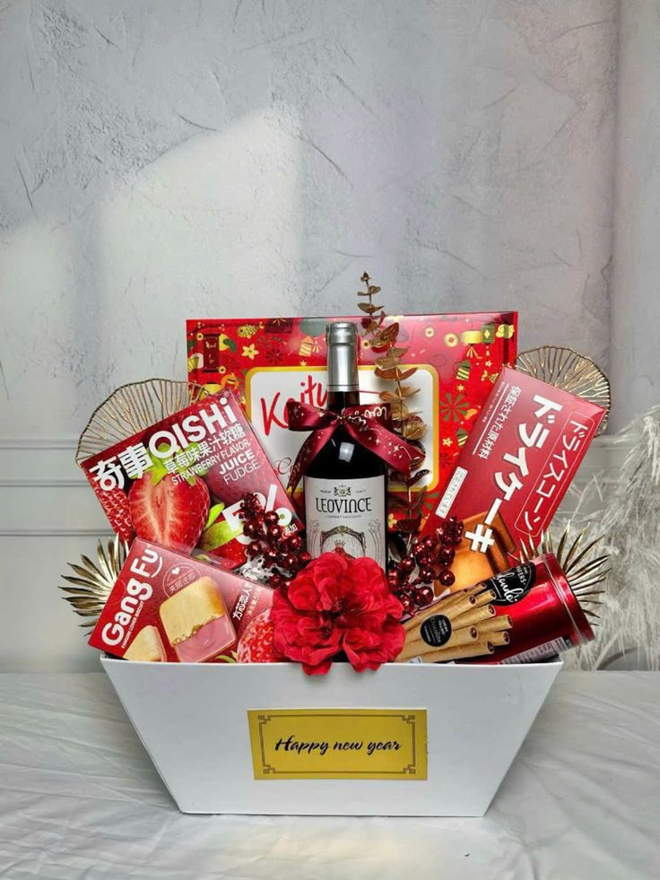 Giỏ bánh kẹo Tết nhập khẩu phong cách Nhật Bản tinh tế