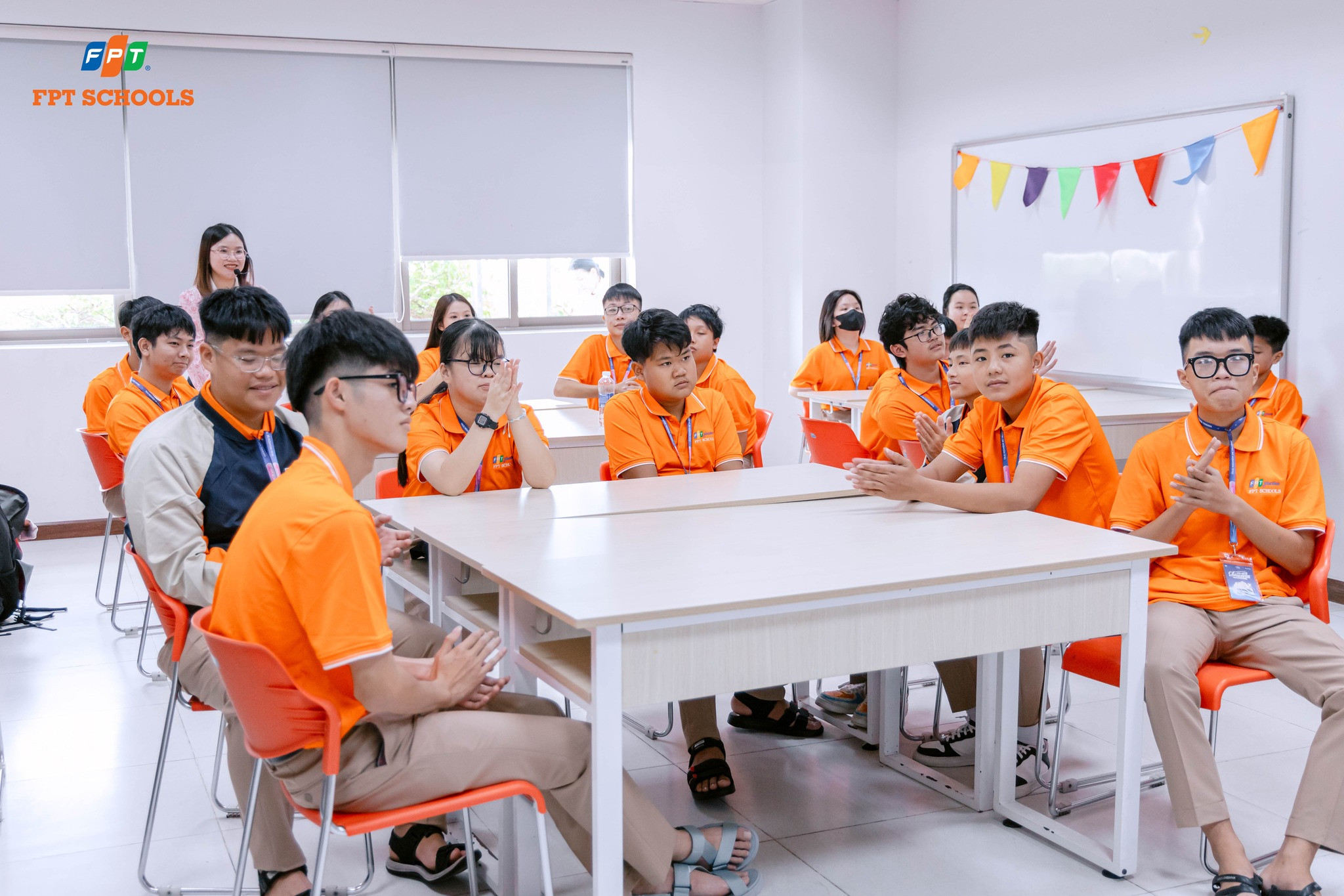 Không quá tập trung vào chi tiết nhỏ, chú trọng ý chính