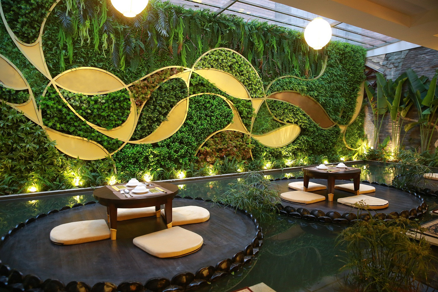 Không gian xanh yên bình tại nhà hàng chay Vị Lai