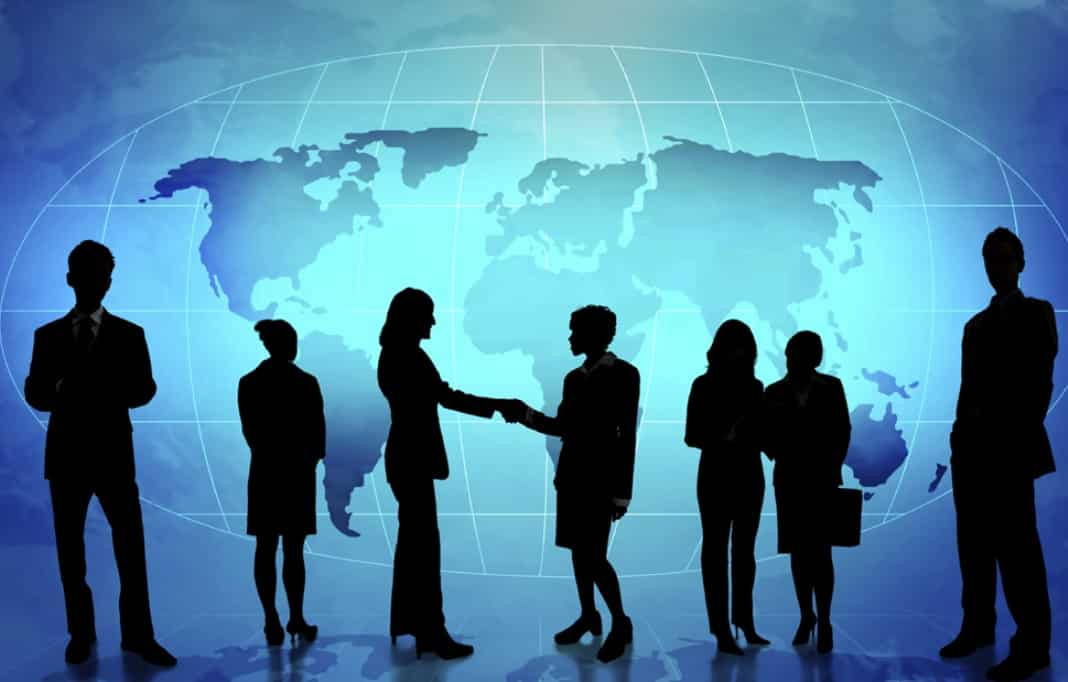 Minh họa các lợi ích của phi tập trung hóa trong tổ chức kinh doanh