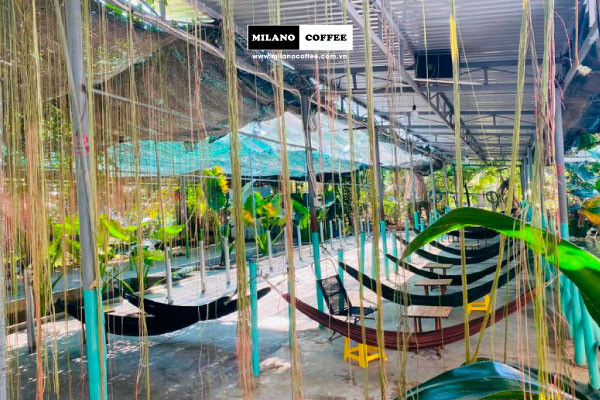 Mô hình cà phê sân vườn nhỏ kết hợp khu vực võng thư giãn