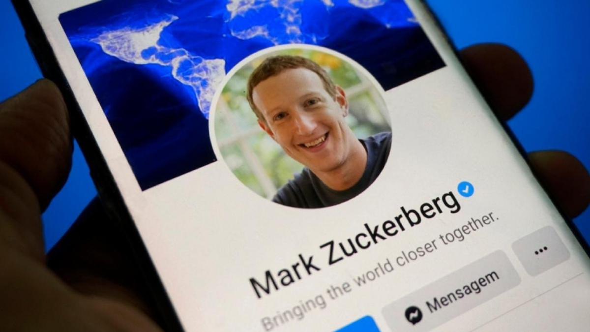 Tích xanh Facebook là biểu tượng xác minh tài khoản, trang hoặc nhóm