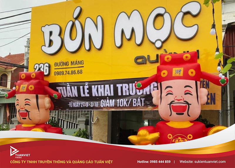 Lưu ý khi thiết kế băng rôn khai trương quán ăn để đạt hiệu quả tốt nhất