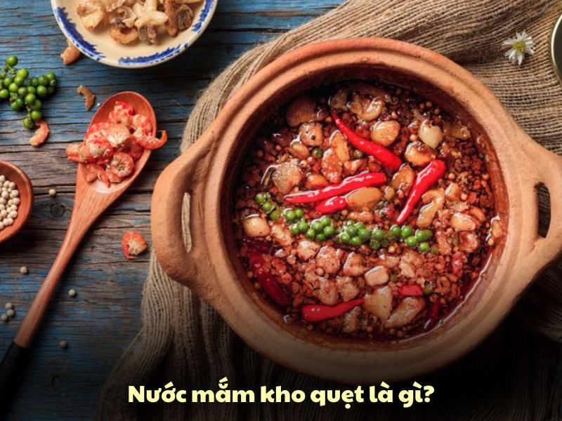 Nồi nước mắm kho quẹt sánh đặc với tóp mỡ và tôm khô