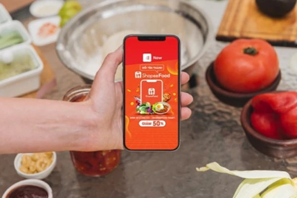 Hình ảnh minh họa các lợi ích khi bán hàng trên Shopee Food giúp quán ăn thu hút khách hàng