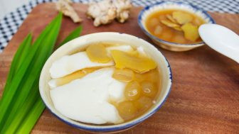 Bát tàu hũ đá thơm ngon, mát lạnh
