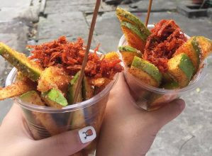 Đĩa xoài lắc chua cay hấp dẫn