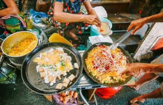 Khám phá ẩm thực phong phú tại hẻm 177 Lý Tự Trọng