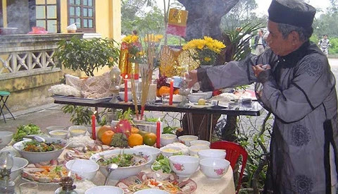 Mâm cỗ cúng tất niên truyền thống với các món ăn hấp dẫn